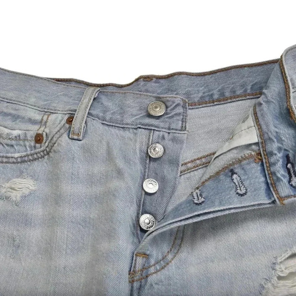 Levi's 501 Jean Shorts Distressed Raw Hem Light Wash  Mid Rise Size 25 - Picture 9 of 10